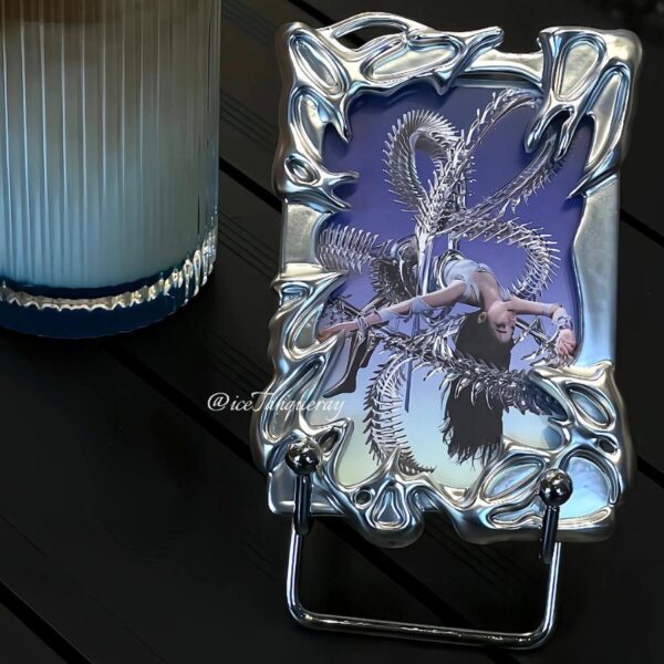 Electroplated Shaped Idol - chasing Card Holder with a High - end Ins Style